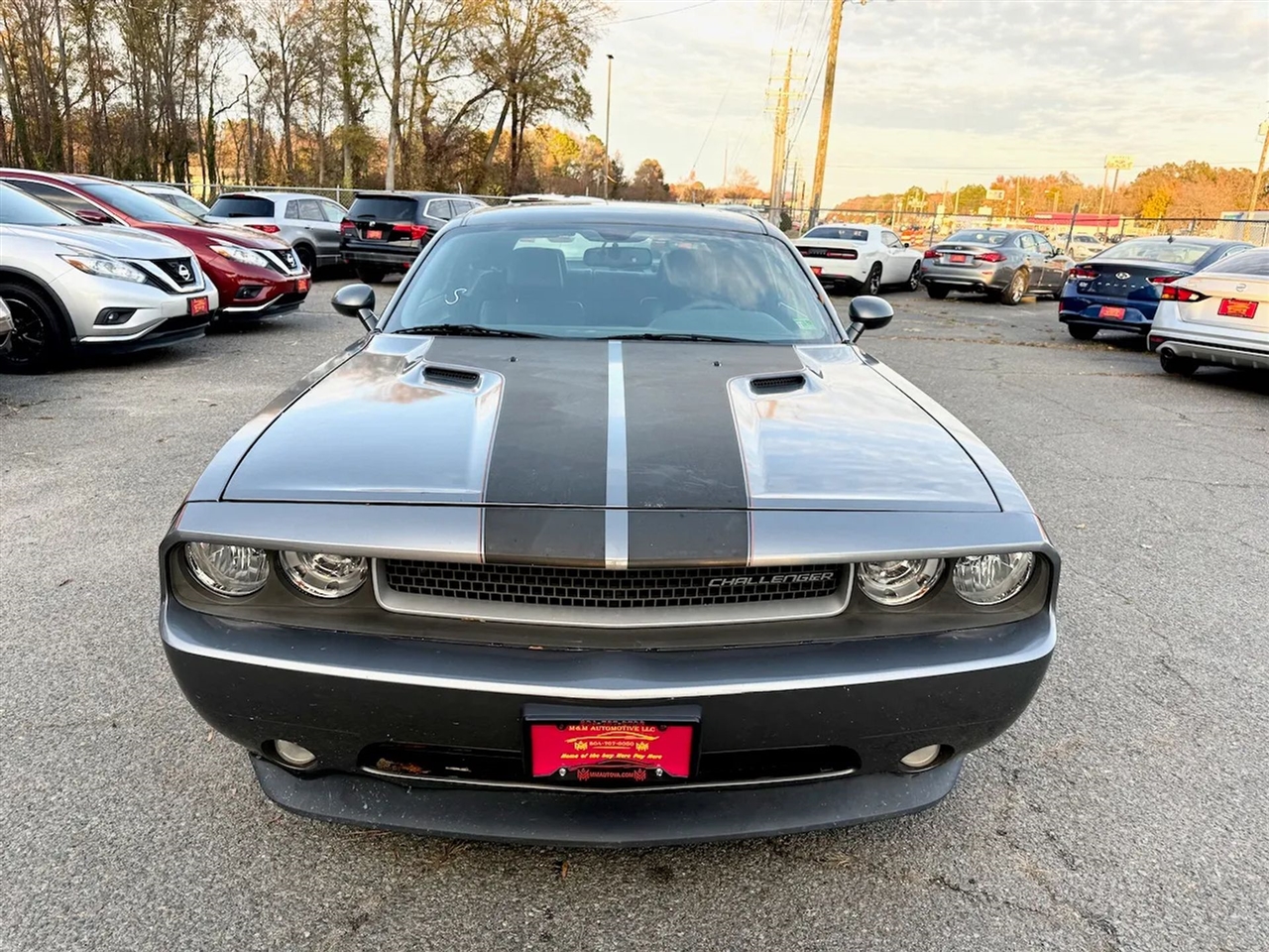 Dodge Challenger SE 2011