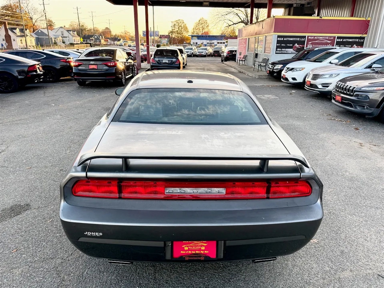 Dodge Challenger SE 2011