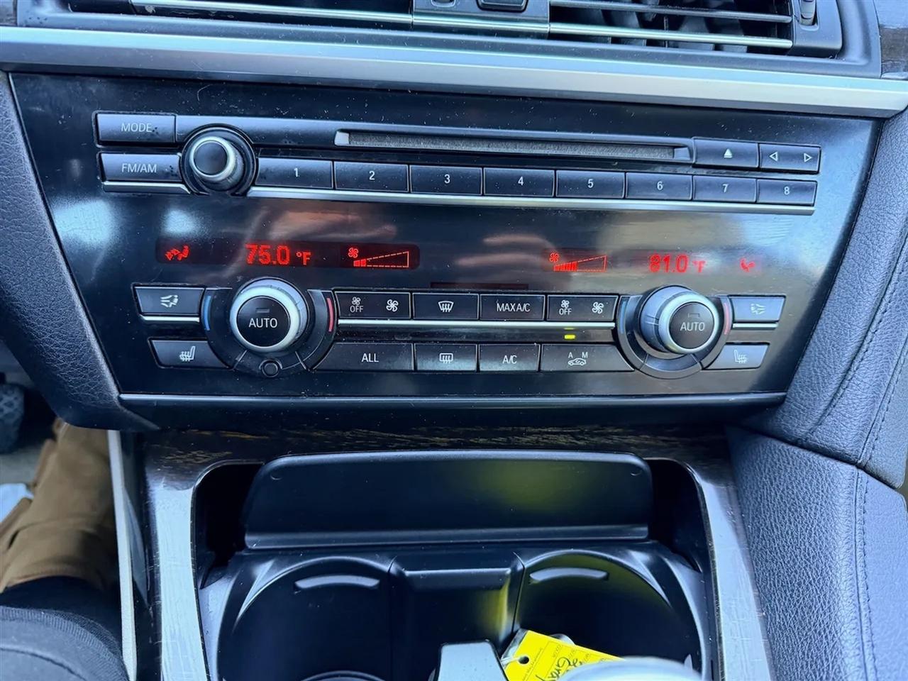 BMW 6-Series 640i Coupe 2013