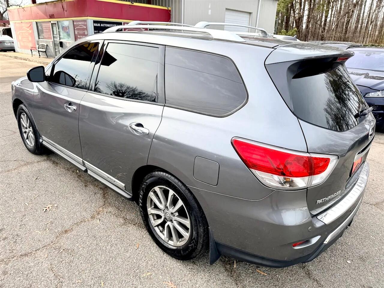 Nissan Pathfinder SL 4WD 2015
