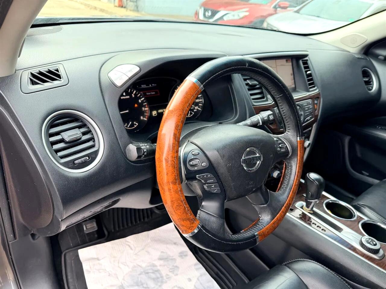 Nissan Pathfinder SL 4WD 2015