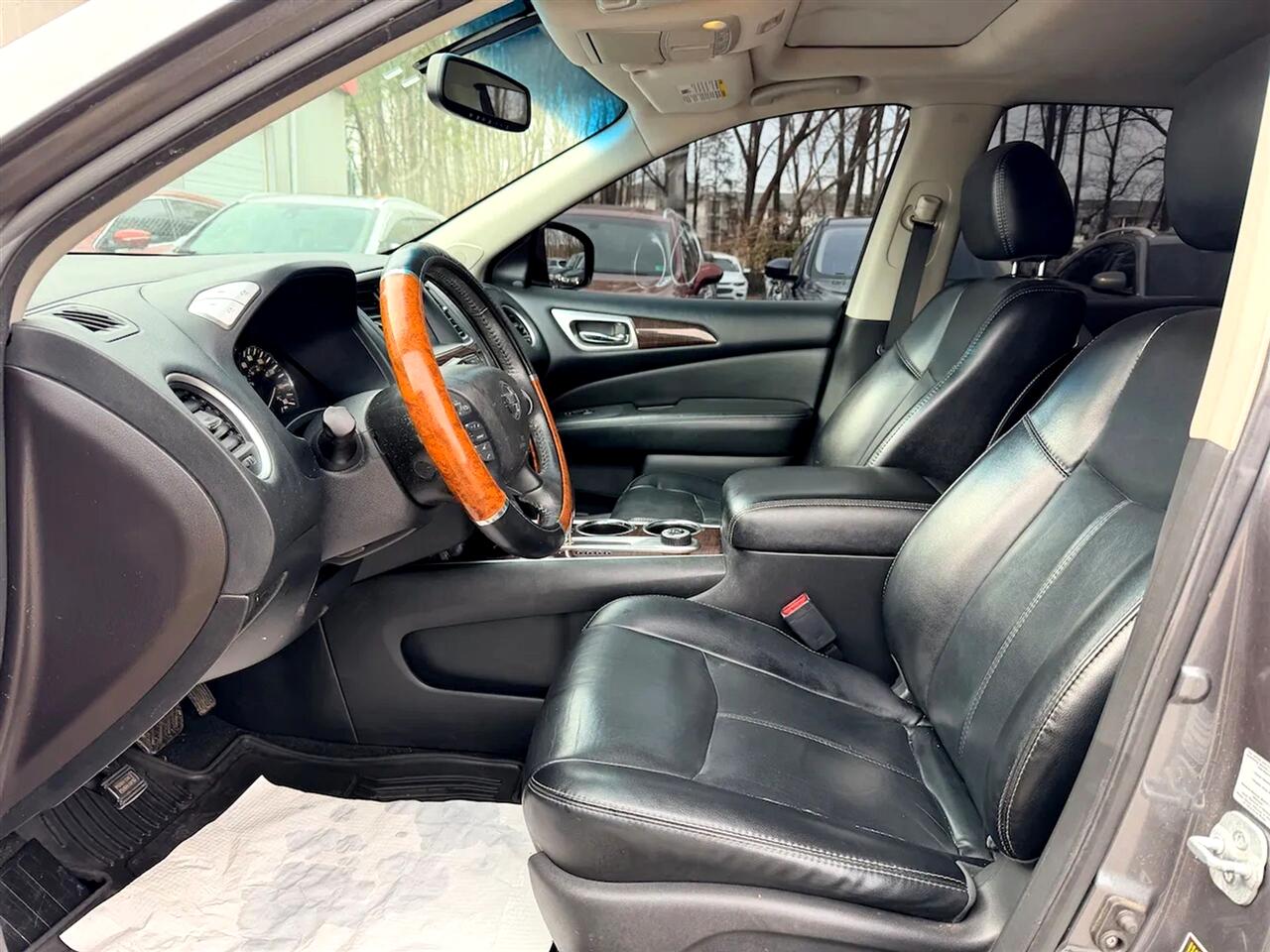 Nissan Pathfinder SL 4WD 2015