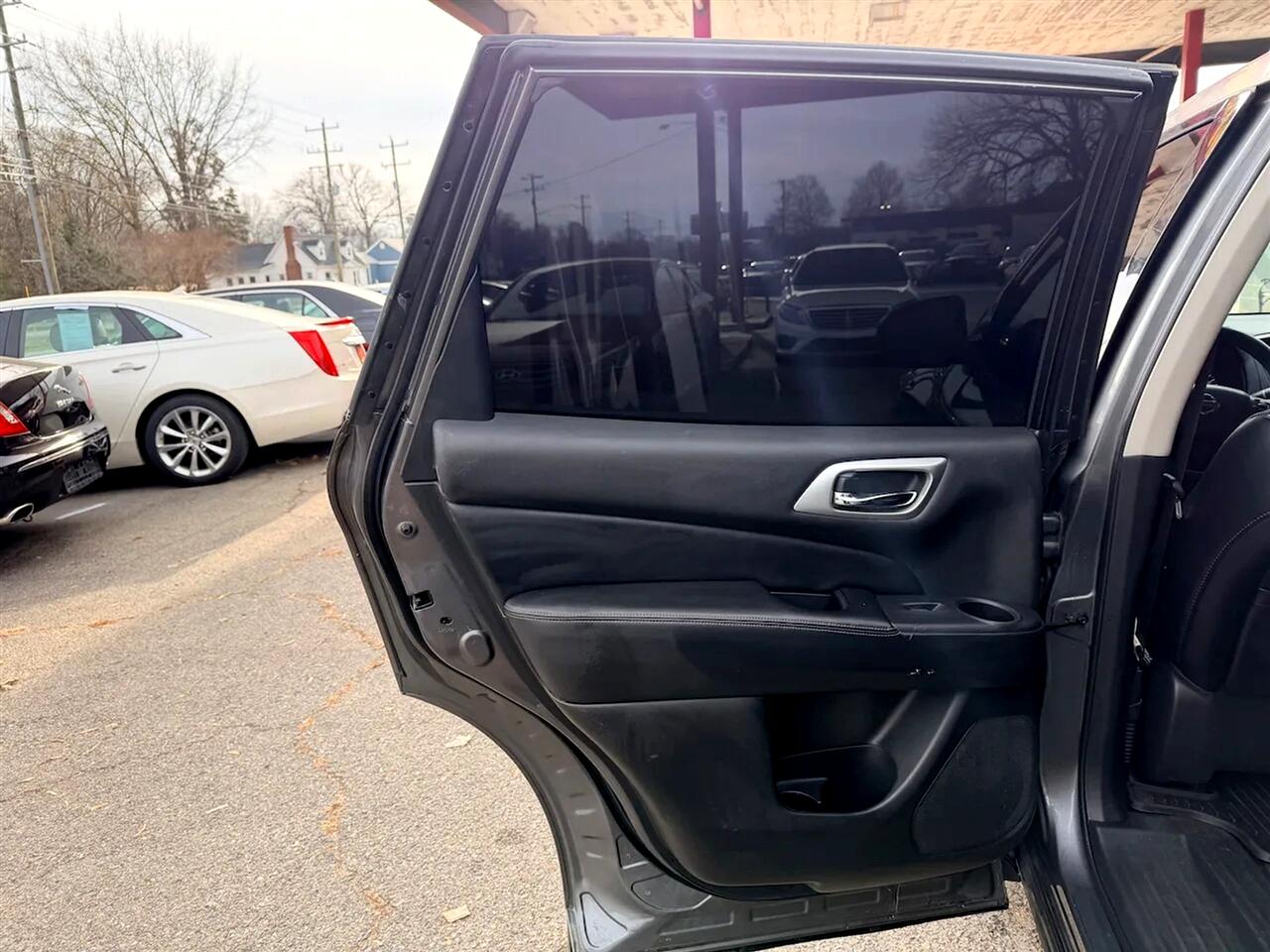 Nissan Pathfinder SL 4WD 2015