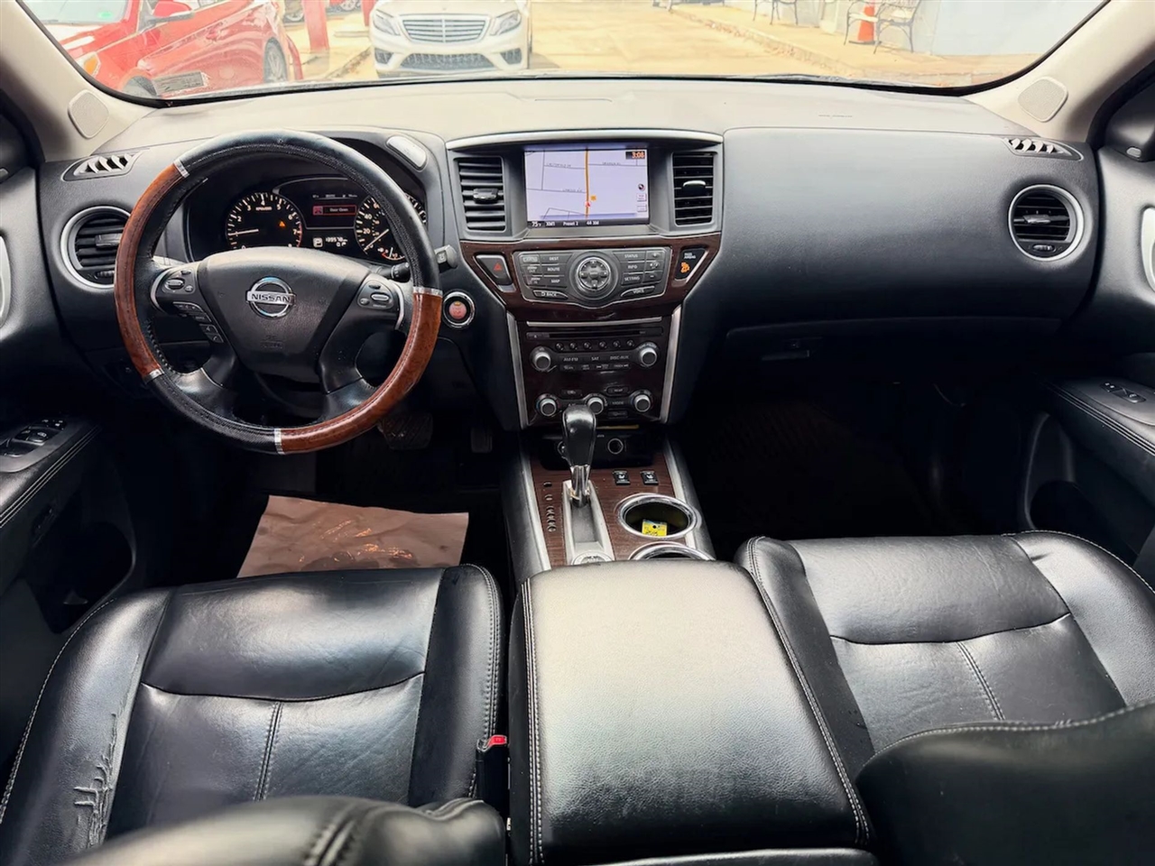 Nissan Pathfinder SL 4WD 2015