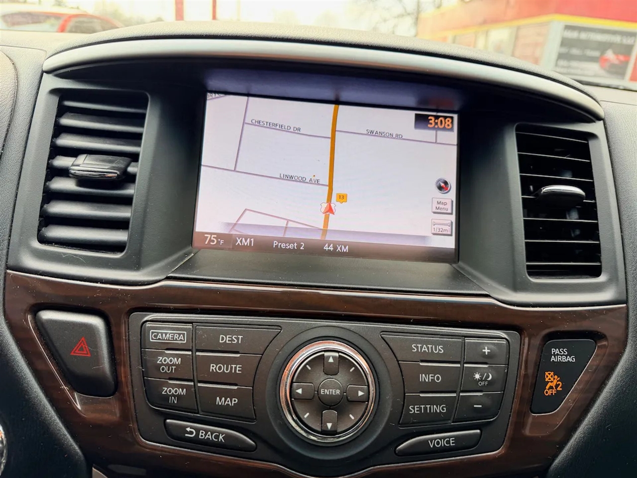 Nissan Pathfinder SL 4WD 2015