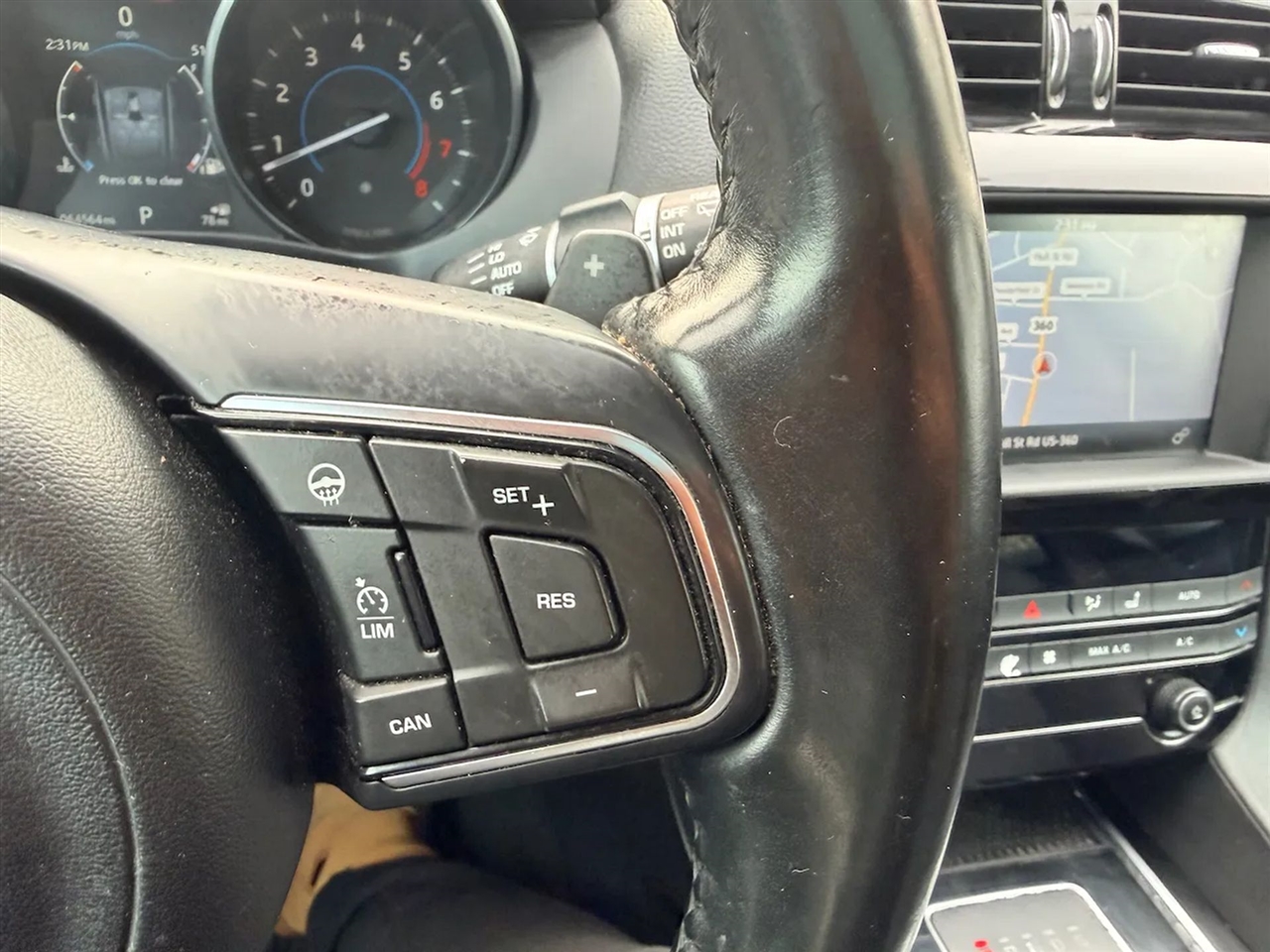 Jaguar F-Pace 35t Premium 2017