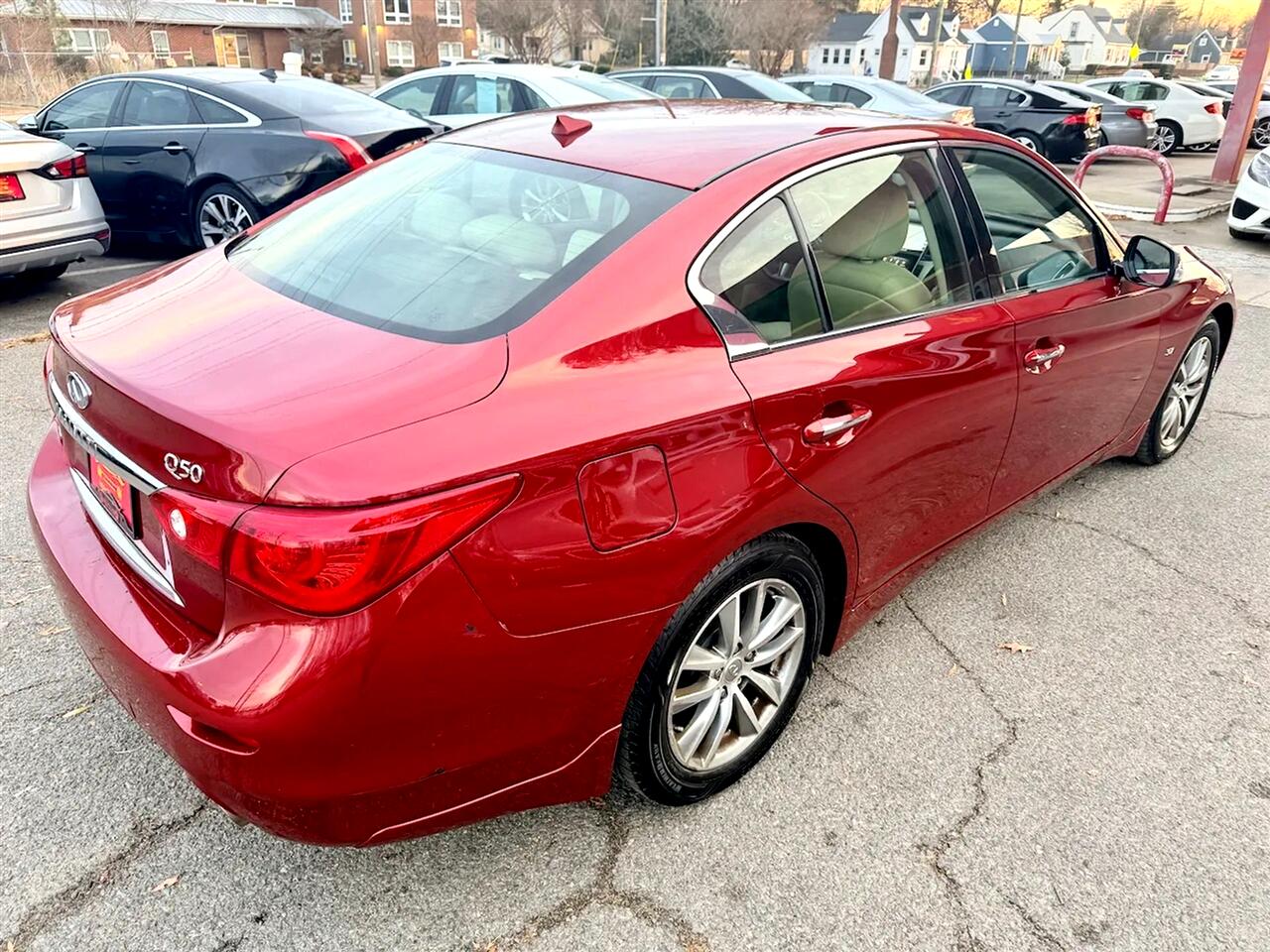 Infiniti Q50 Premium AWD 2015
