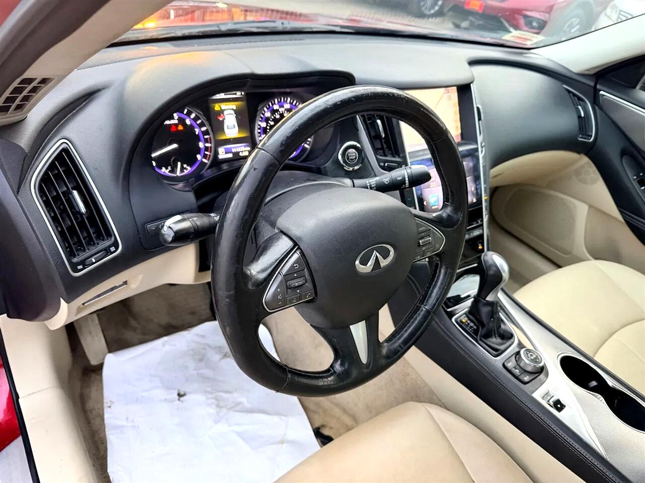 Infiniti Q50 Premium AWD 2015