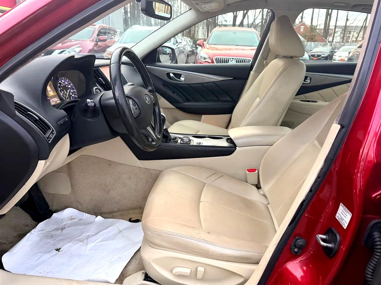 Infiniti Q50 Premium AWD 2015