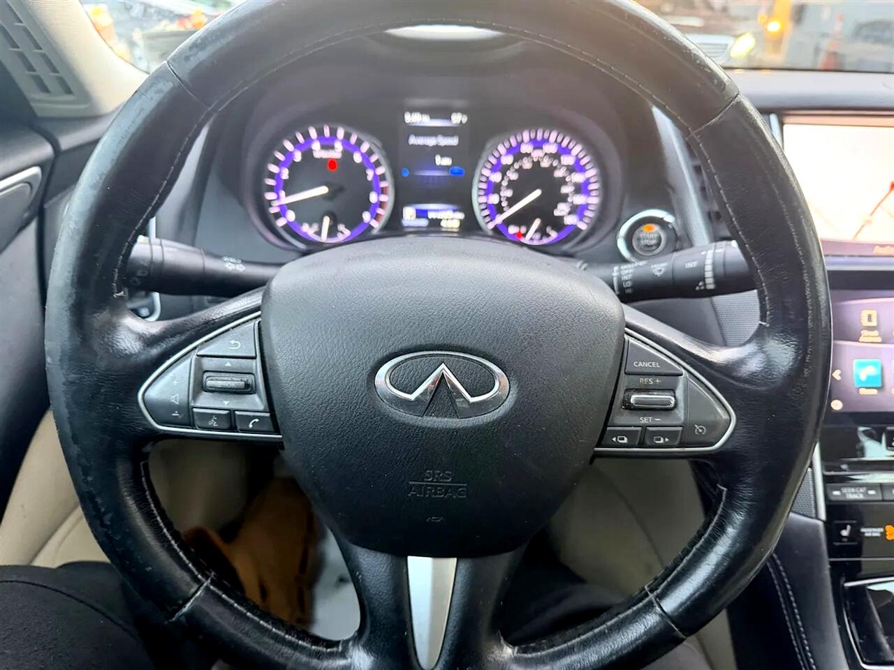 Infiniti Q50 Premium AWD 2015