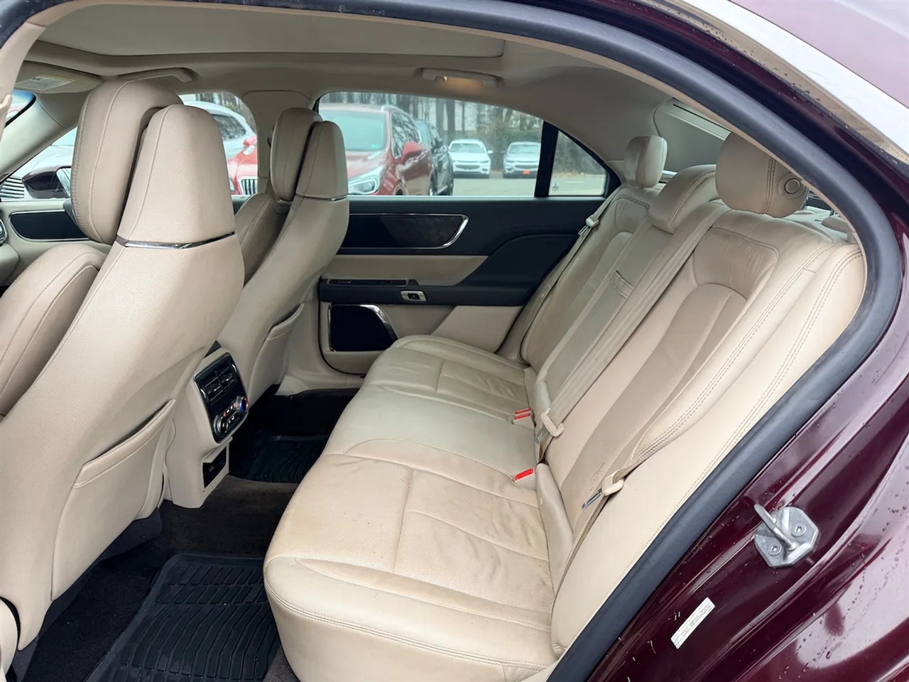 Lincoln Continental Reserve AWD 2017