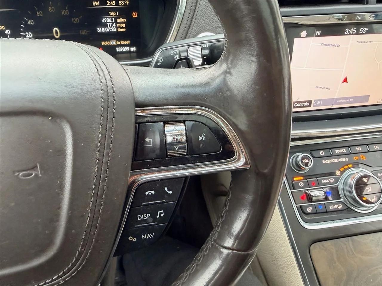 Lincoln Continental Reserve AWD 2017