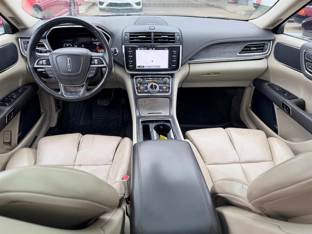 Lincoln Continental Reserve AWD 2017