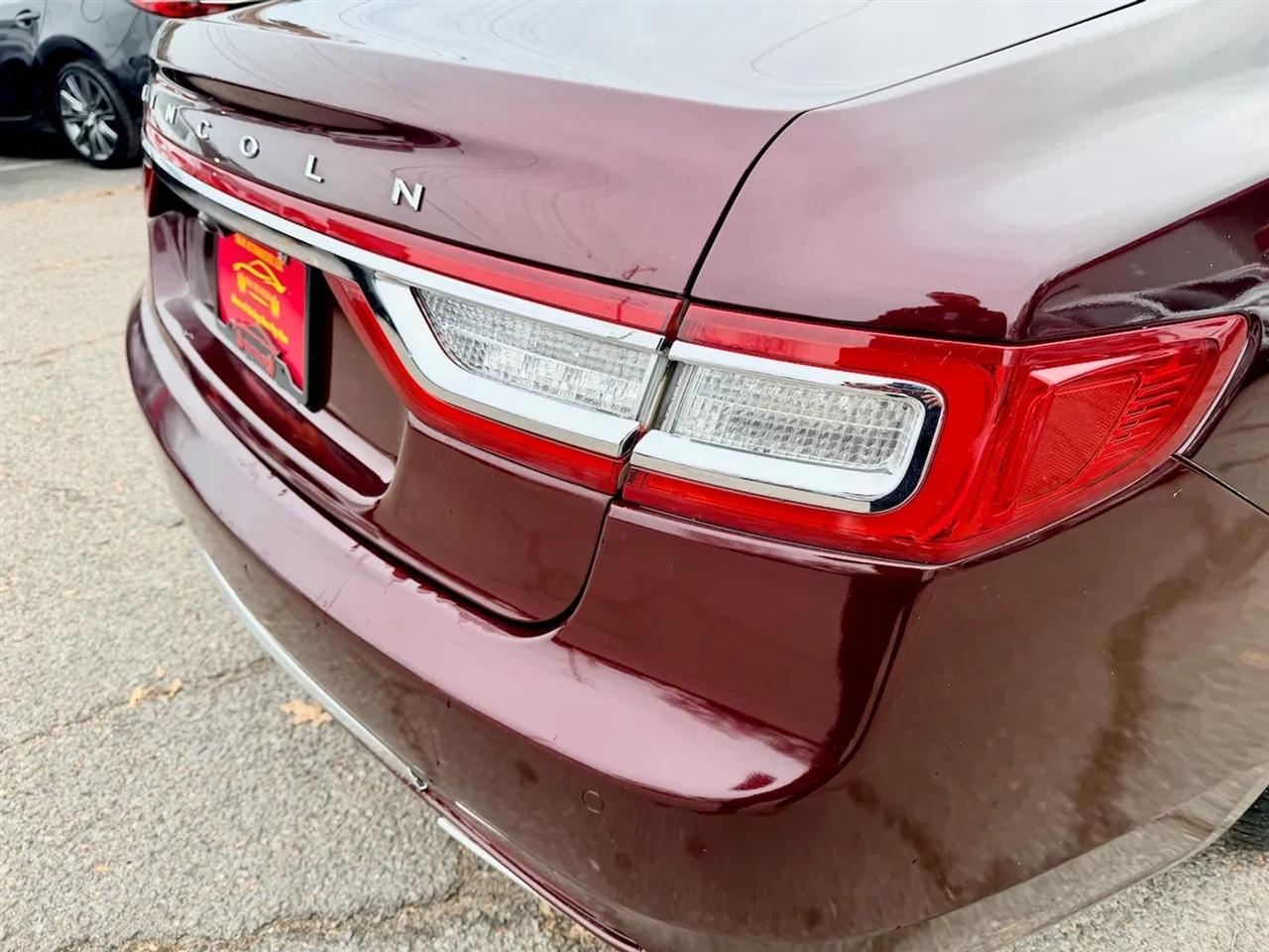 Lincoln Continental Reserve AWD 2017