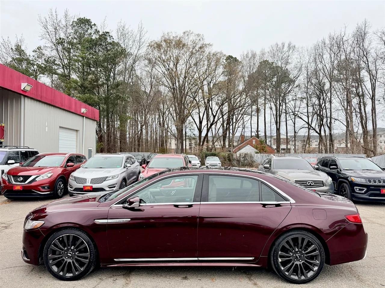 Lincoln Continental Reserve AWD 2017