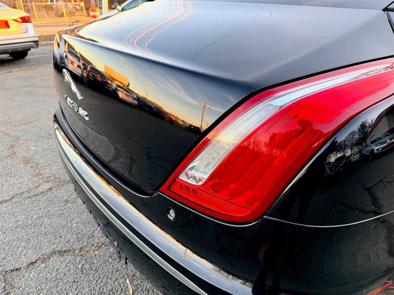 Jaguar XJ-Series XJ AWD 2013