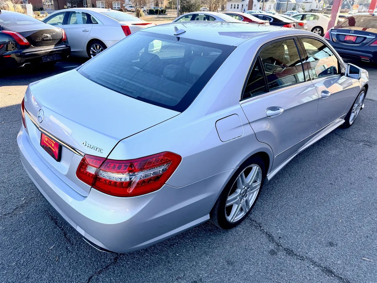 Mercedes-Benz E-Class E350 Sedan 4MATIC 2010