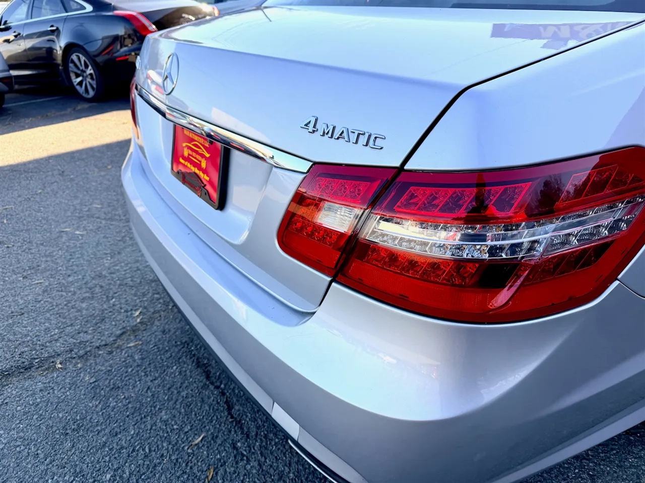 Mercedes-Benz E-Class E350 Sedan 4MATIC 2010