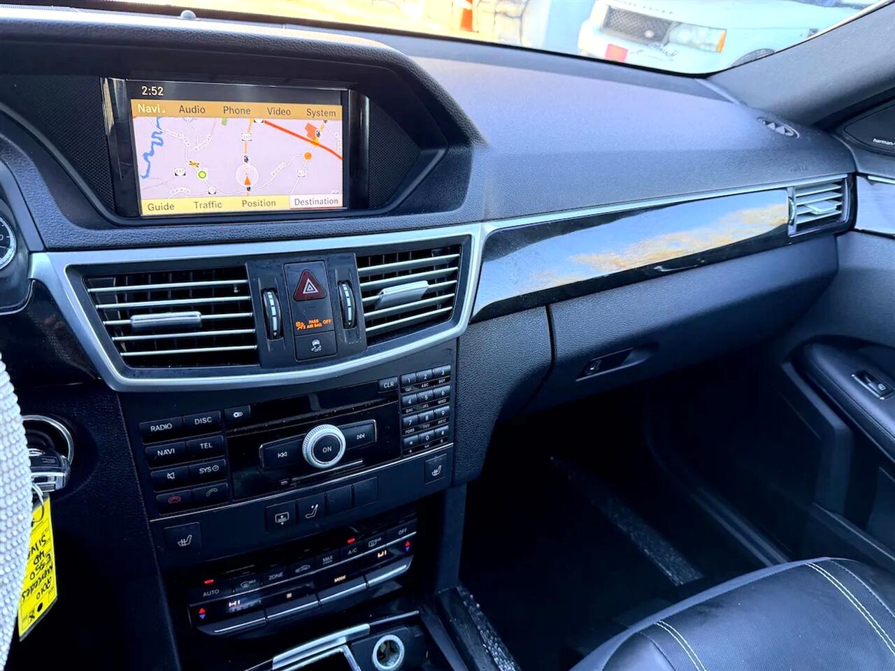 Mercedes-Benz E-Class E350 Sedan 4MATIC 2010