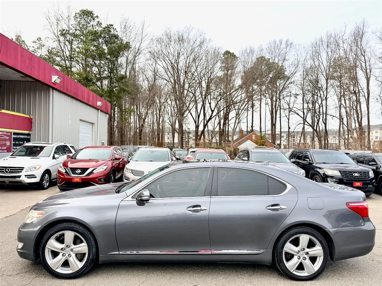 Lexus LS 460 Luxury Sedan 2012