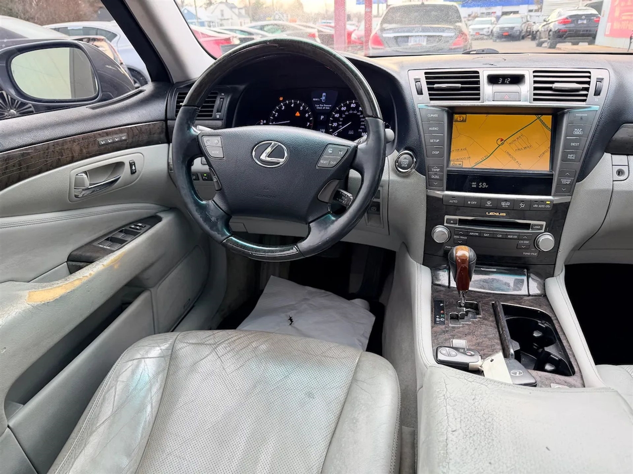 Lexus LS 460 Luxury Sedan 2012