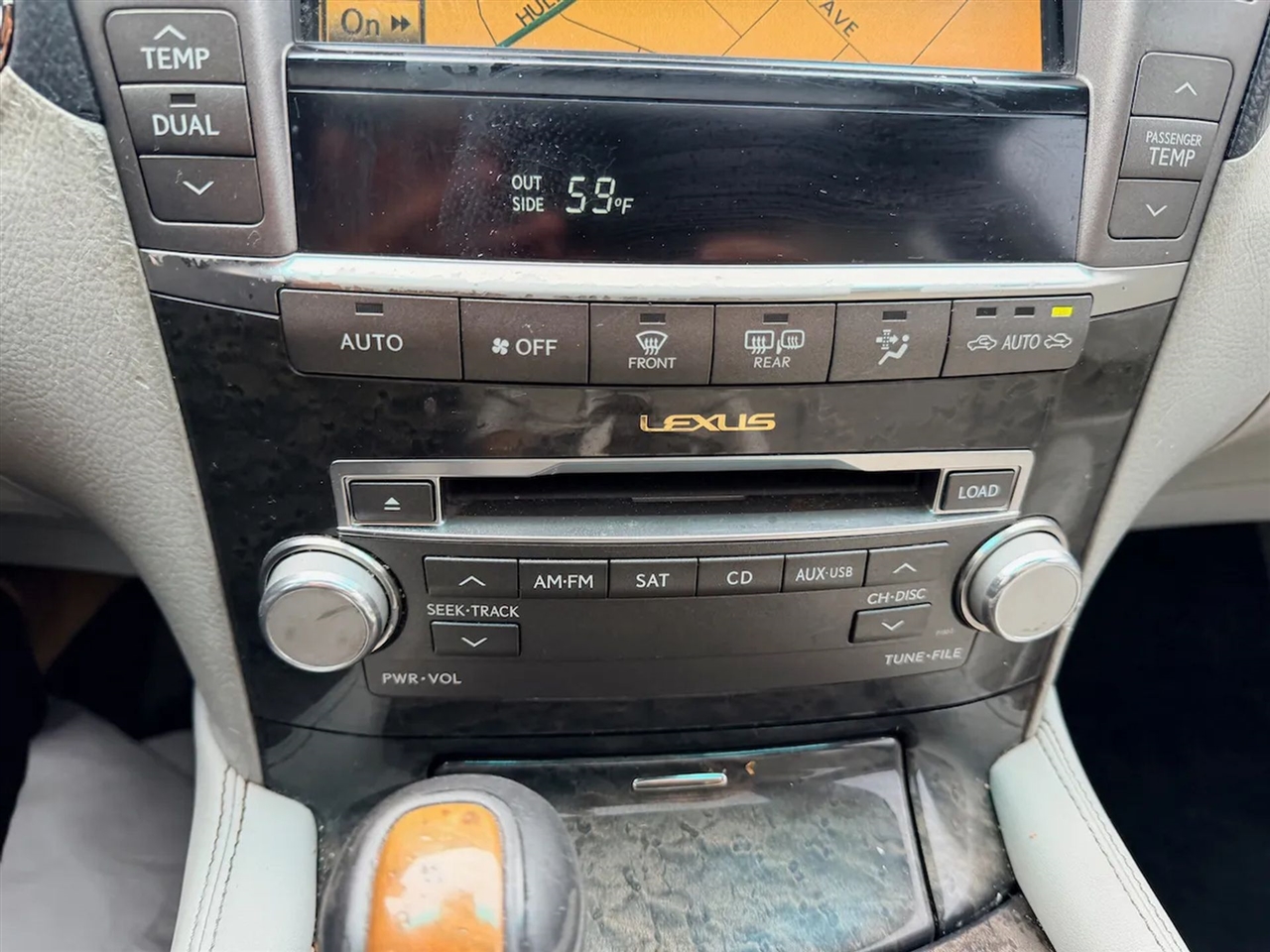 Lexus LS 460 Luxury Sedan 2012