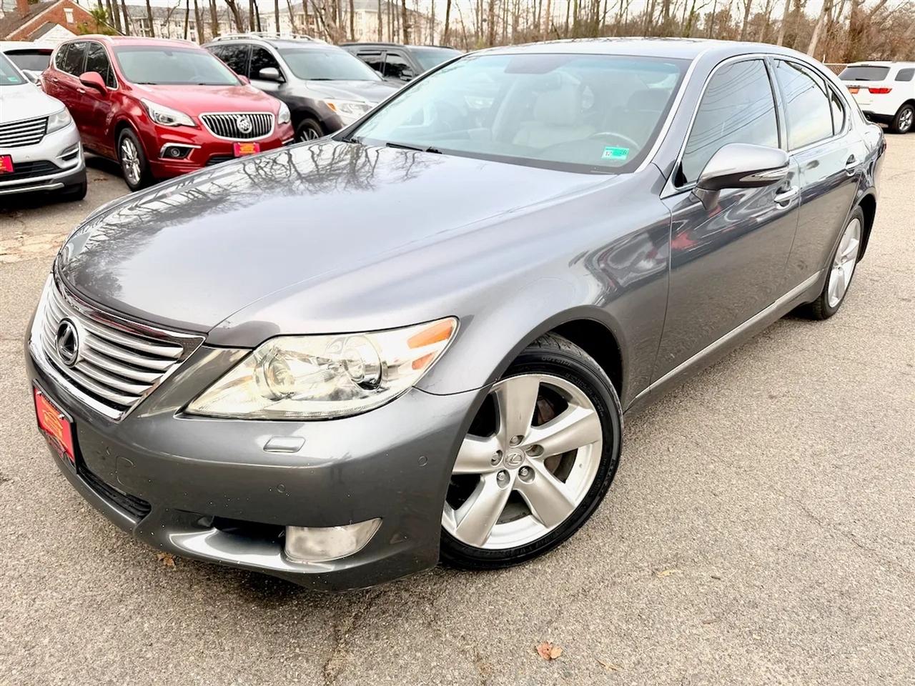 Lexus LS 460 Luxury Sedan 2012