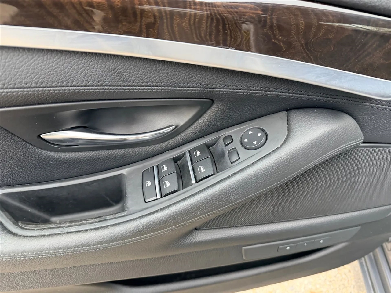 BMW 5-Series 528i xDrive 2014