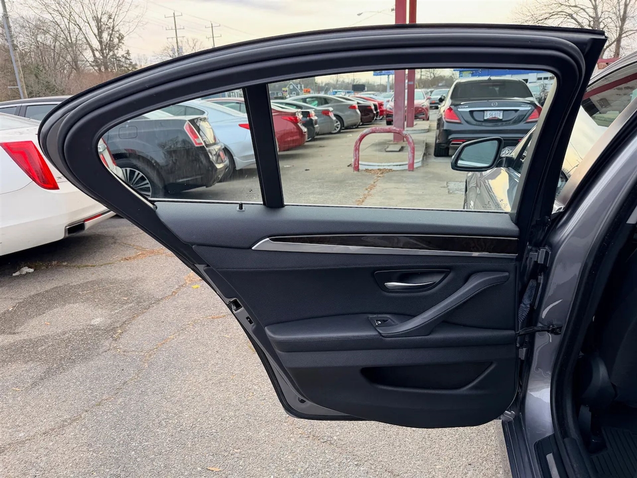 BMW 5-Series 528i xDrive 2014