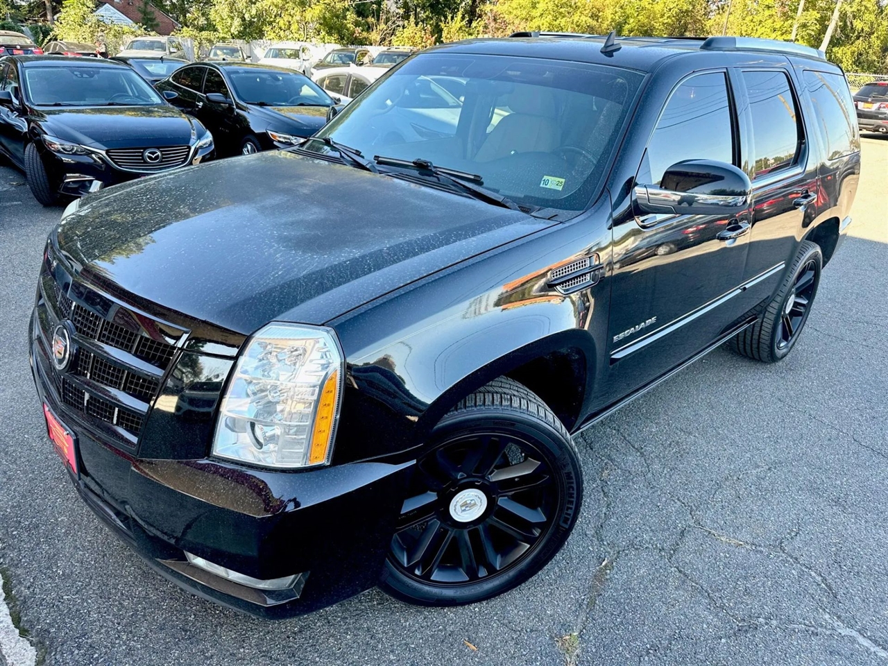 2012 Cadillac Escalade 2WD Premium