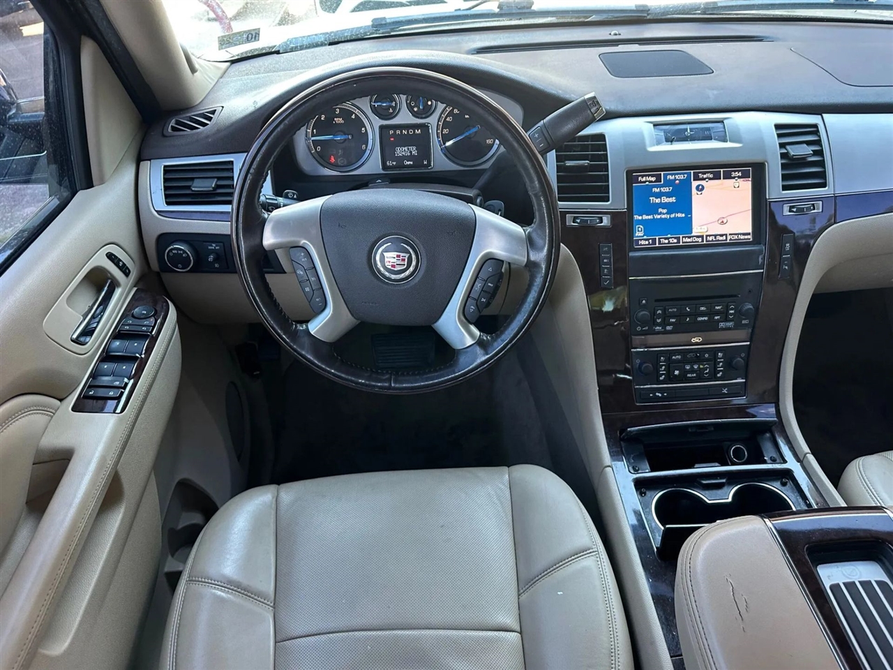 Cadillac Escalade 2WD Premium 2012