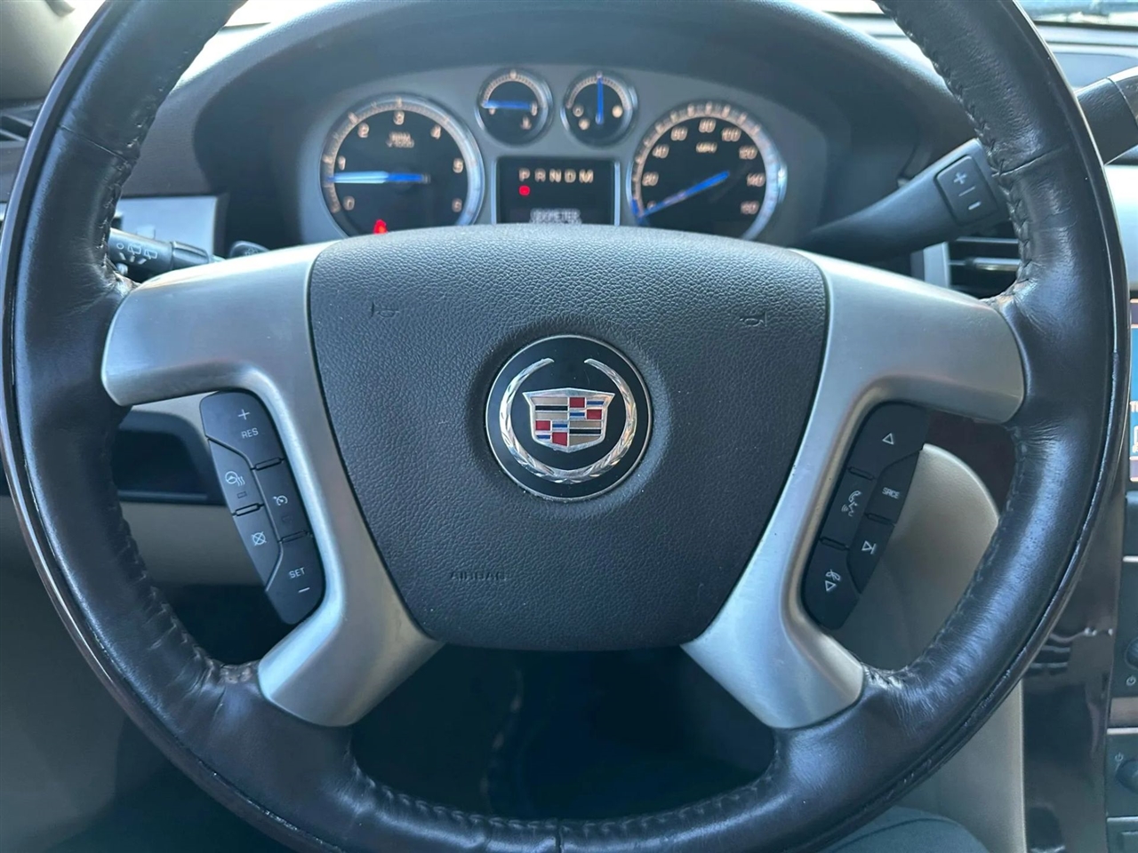 Cadillac Escalade 2WD Premium 2012