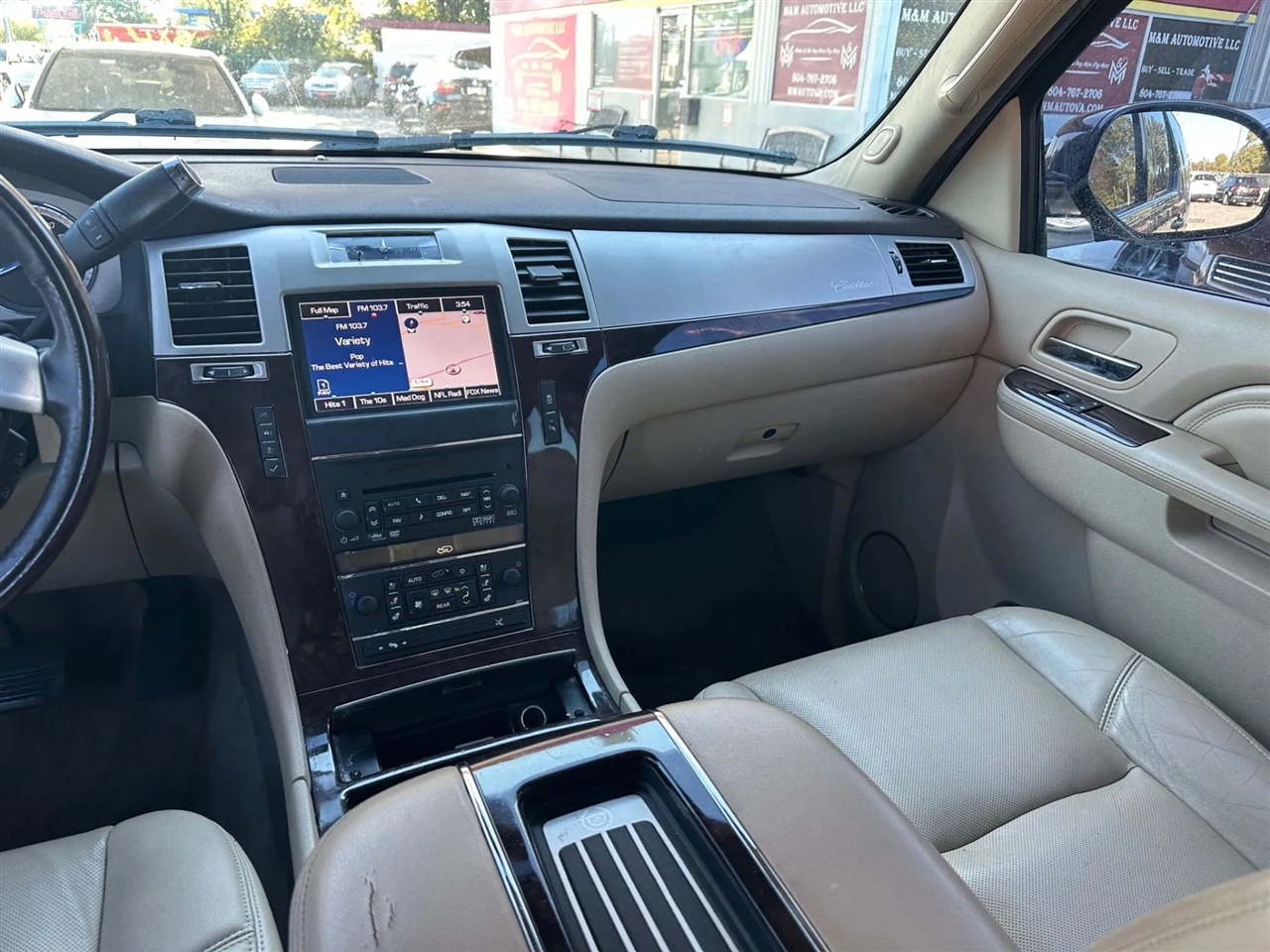 Cadillac Escalade 2WD Premium 2012