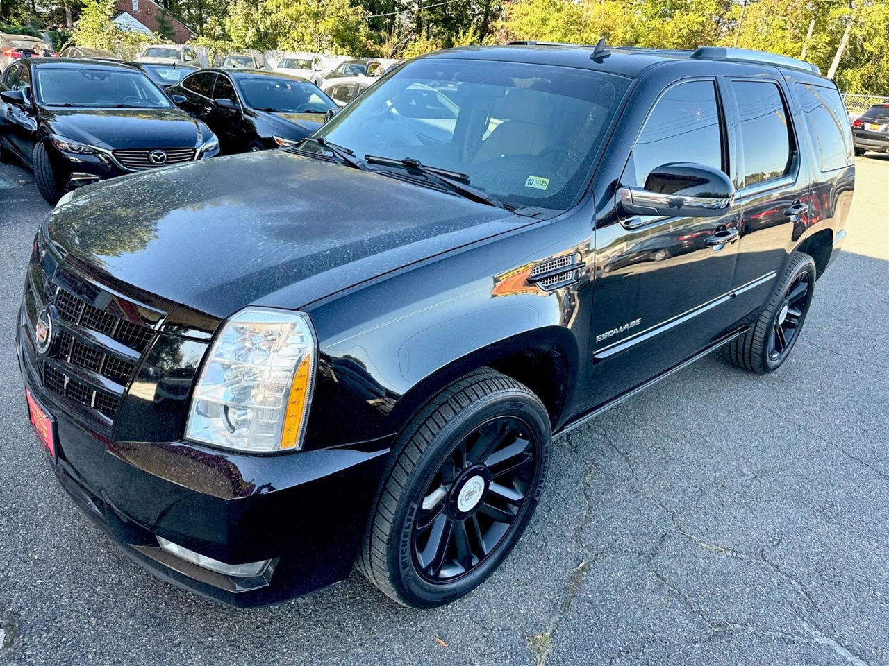 Cadillac Escalade 2WD Premium 2012