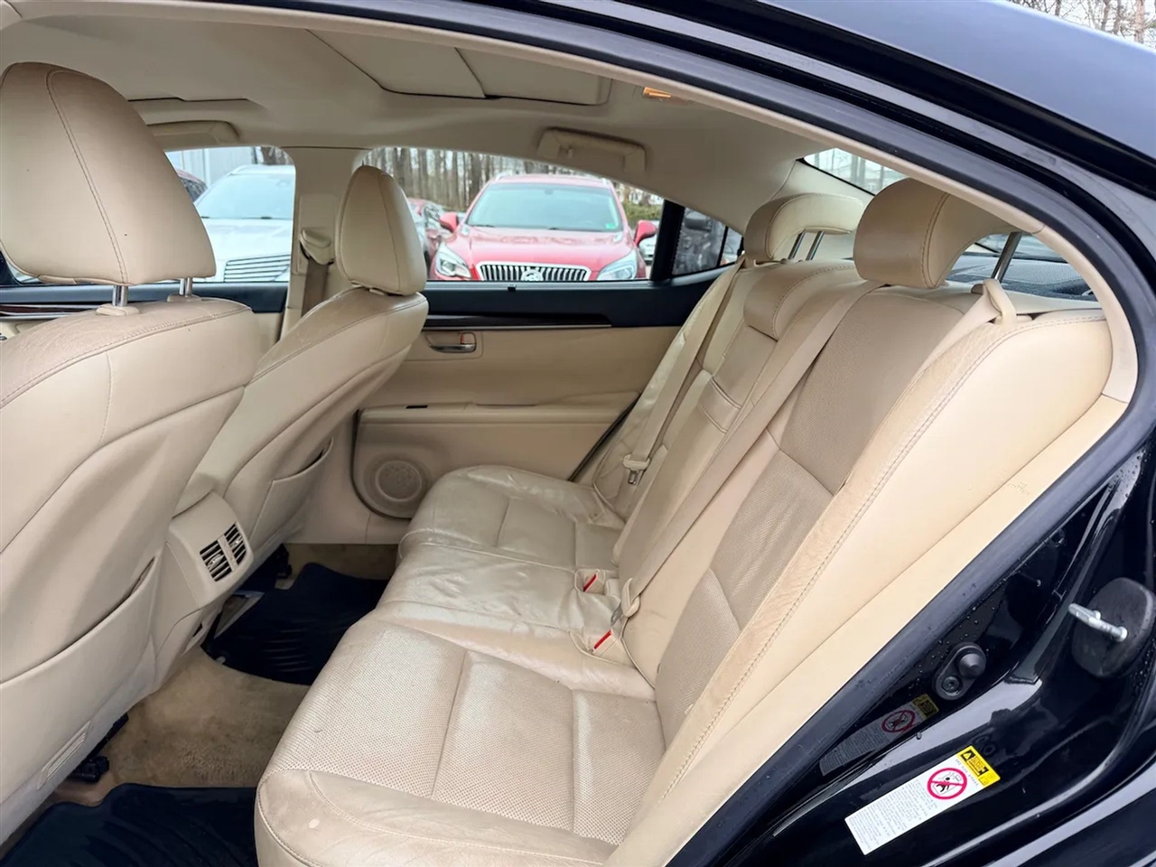 Lexus ES 350 Sedan 2014