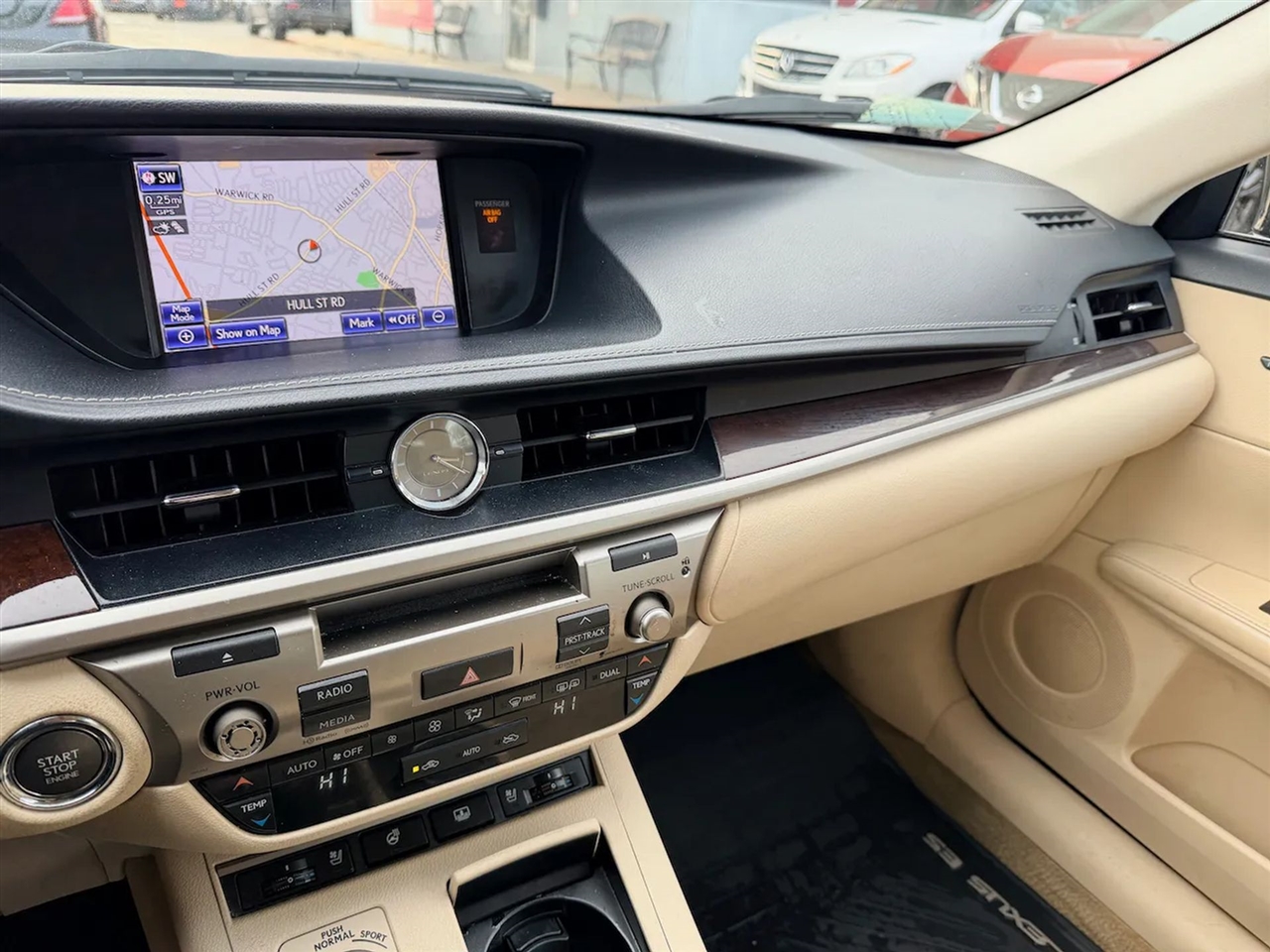 Lexus ES 350 Sedan 2014