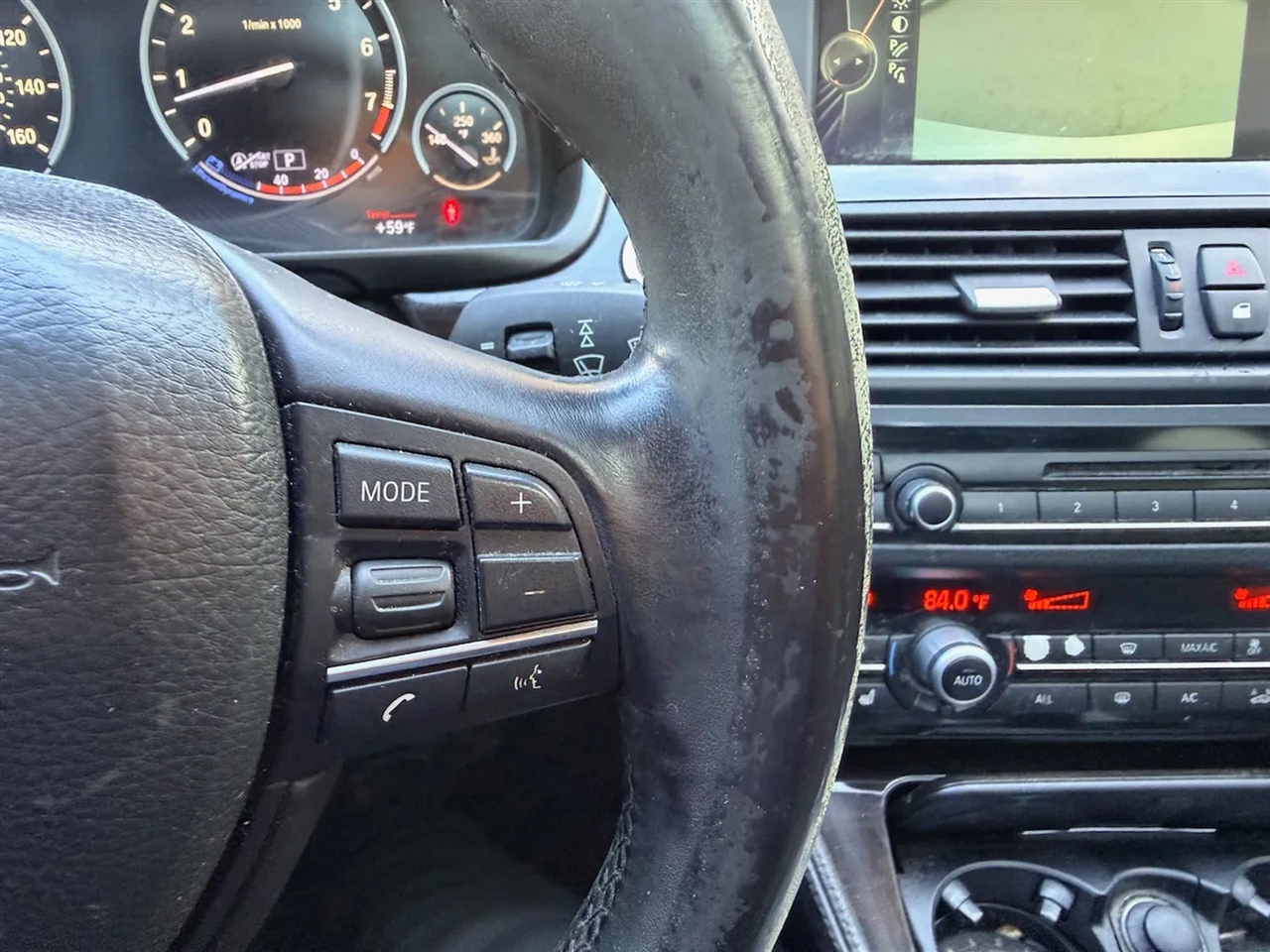 BMW 5-Series 535i xDrive 2013