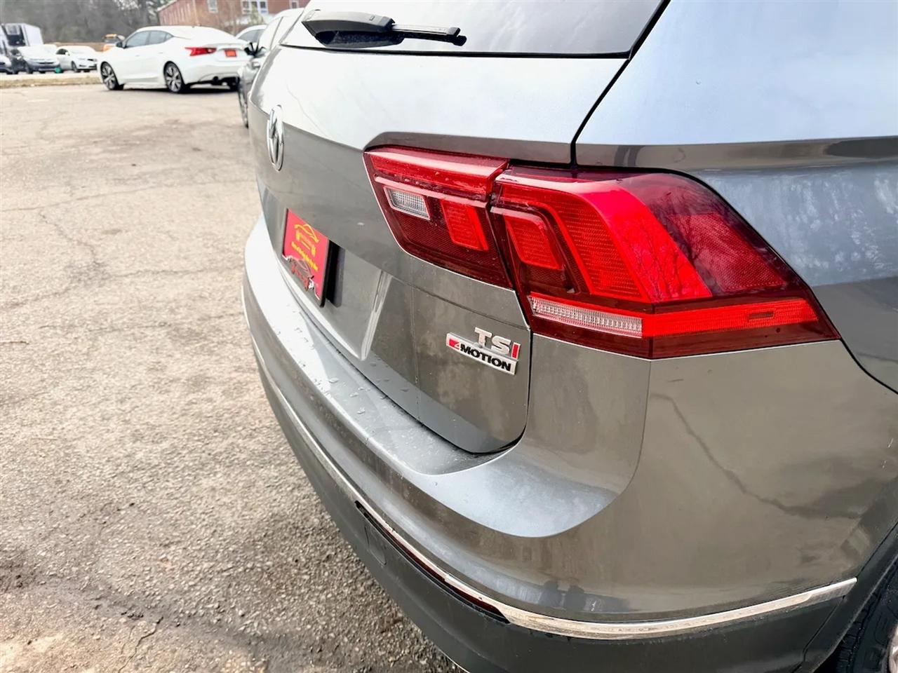 Volkswagen Tiguan SEL 4Motion AWD 2018