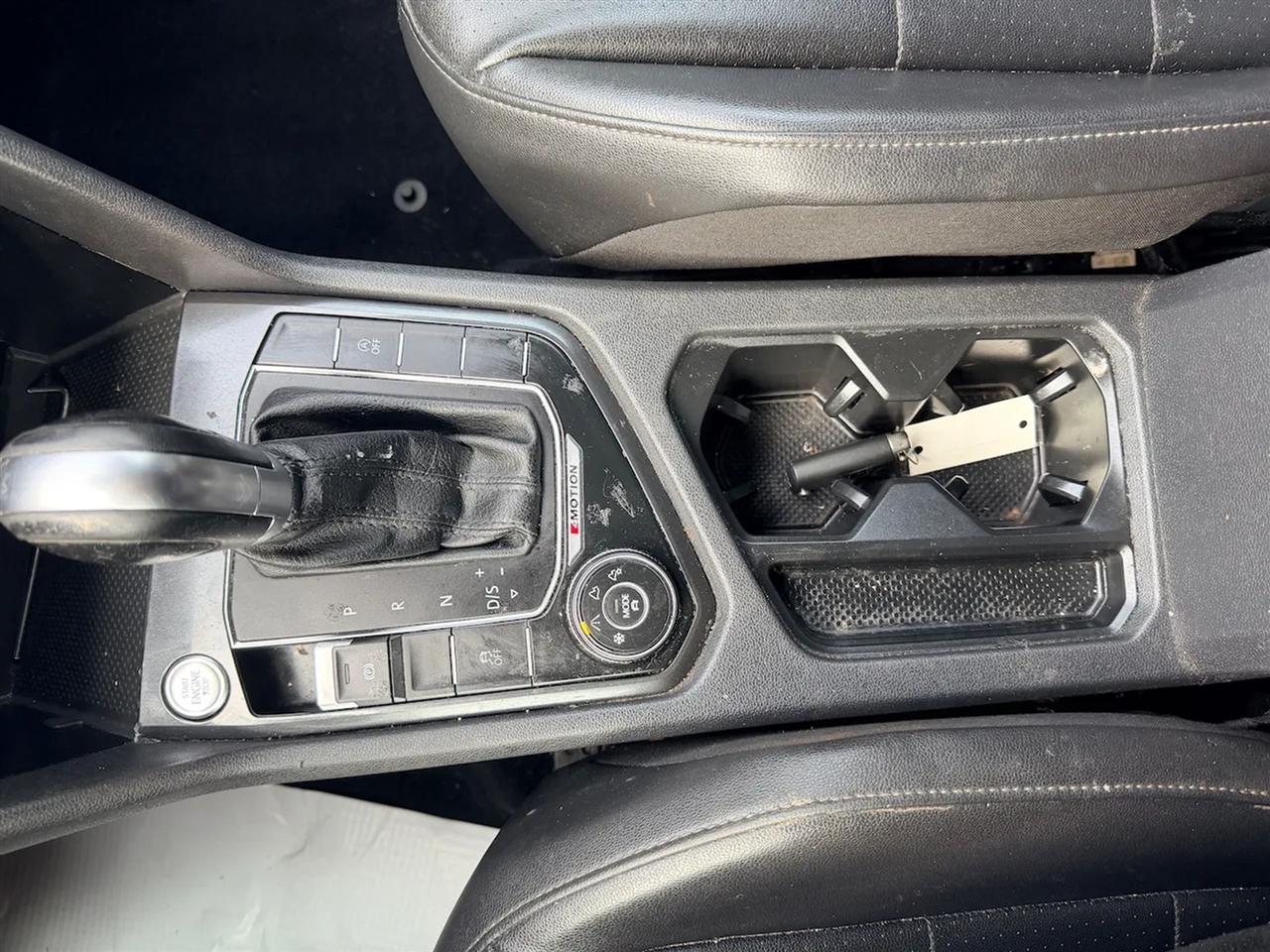 Volkswagen Tiguan SEL 4Motion AWD 2018