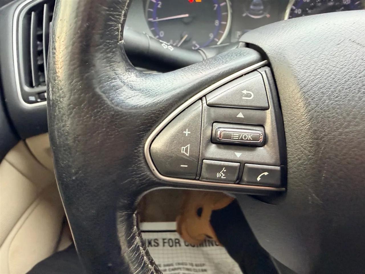 Infiniti Q50 Premium AWD 2015