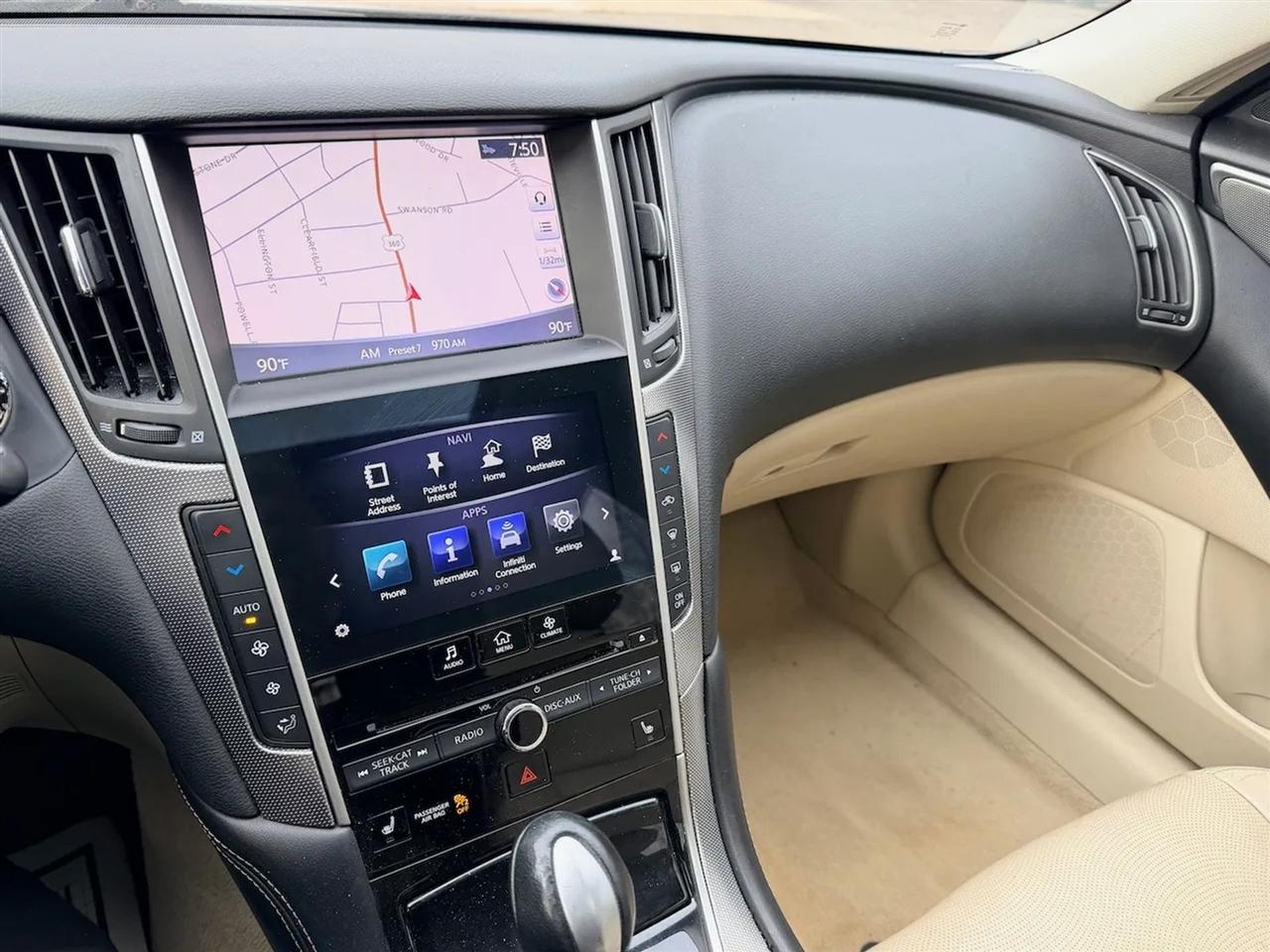 Infiniti Q50 Premium AWD 2015