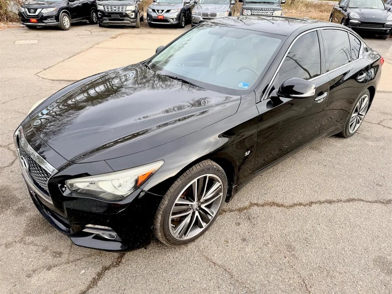 Infiniti Q50 Premium AWD 2015