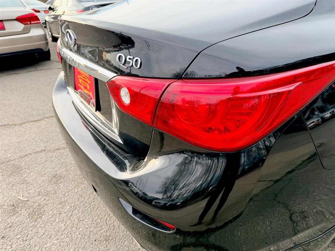 Infiniti Q50 Premium AWD 2015