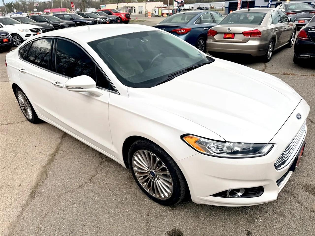 Ford Fusion Titanium 2016