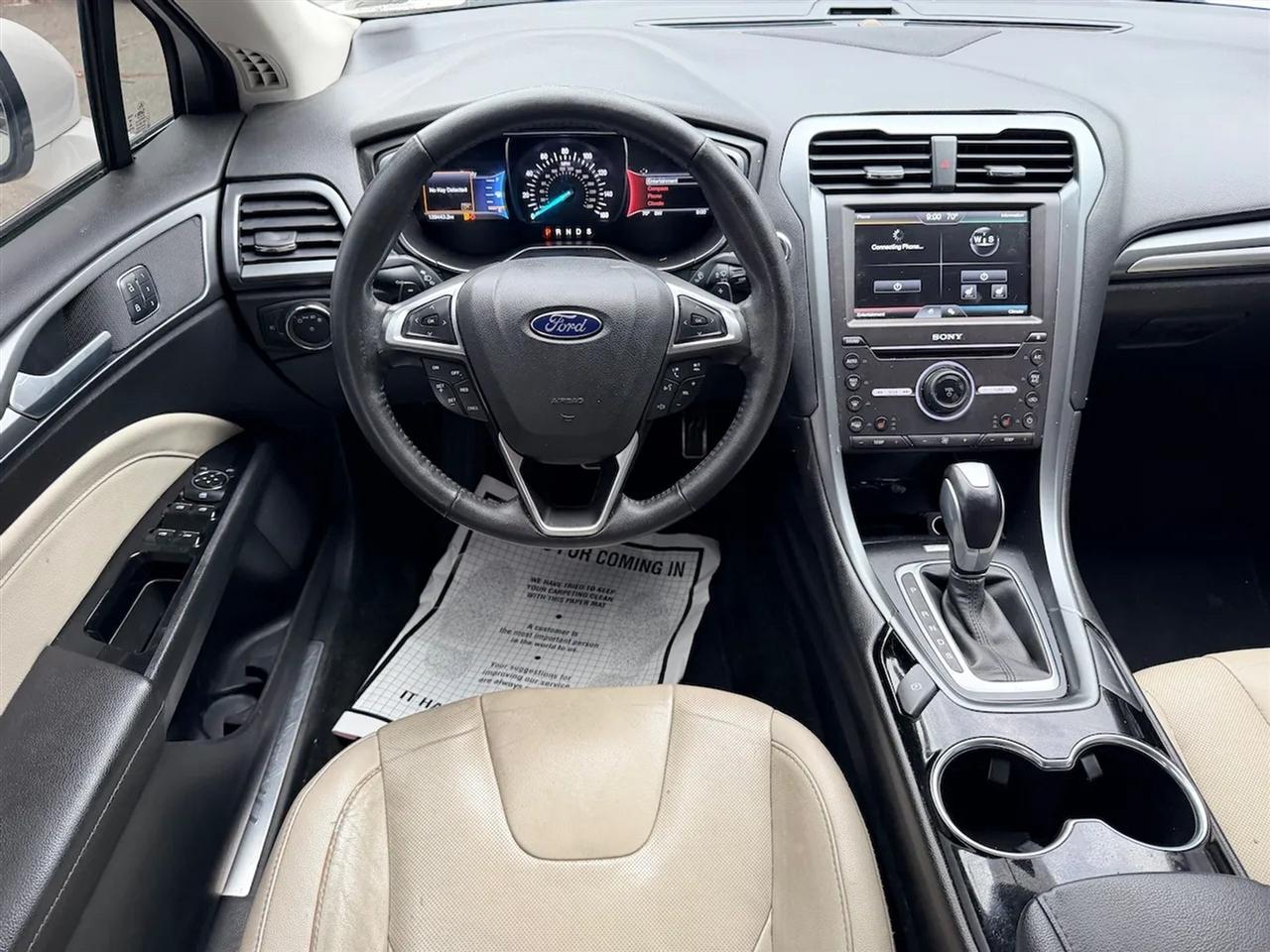 Ford Fusion Titanium 2016