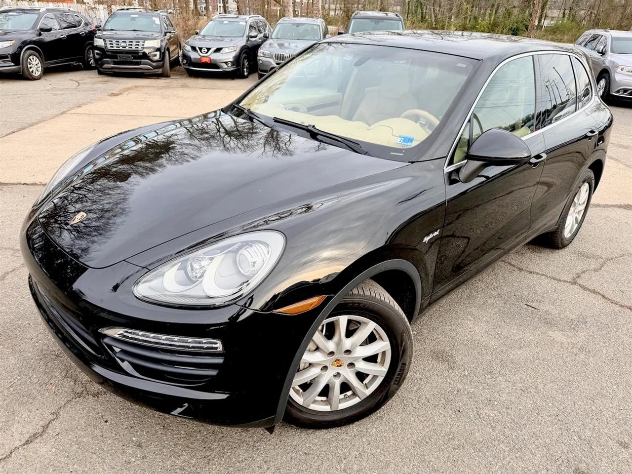 Porsche Cayenne Hybrid S 2012