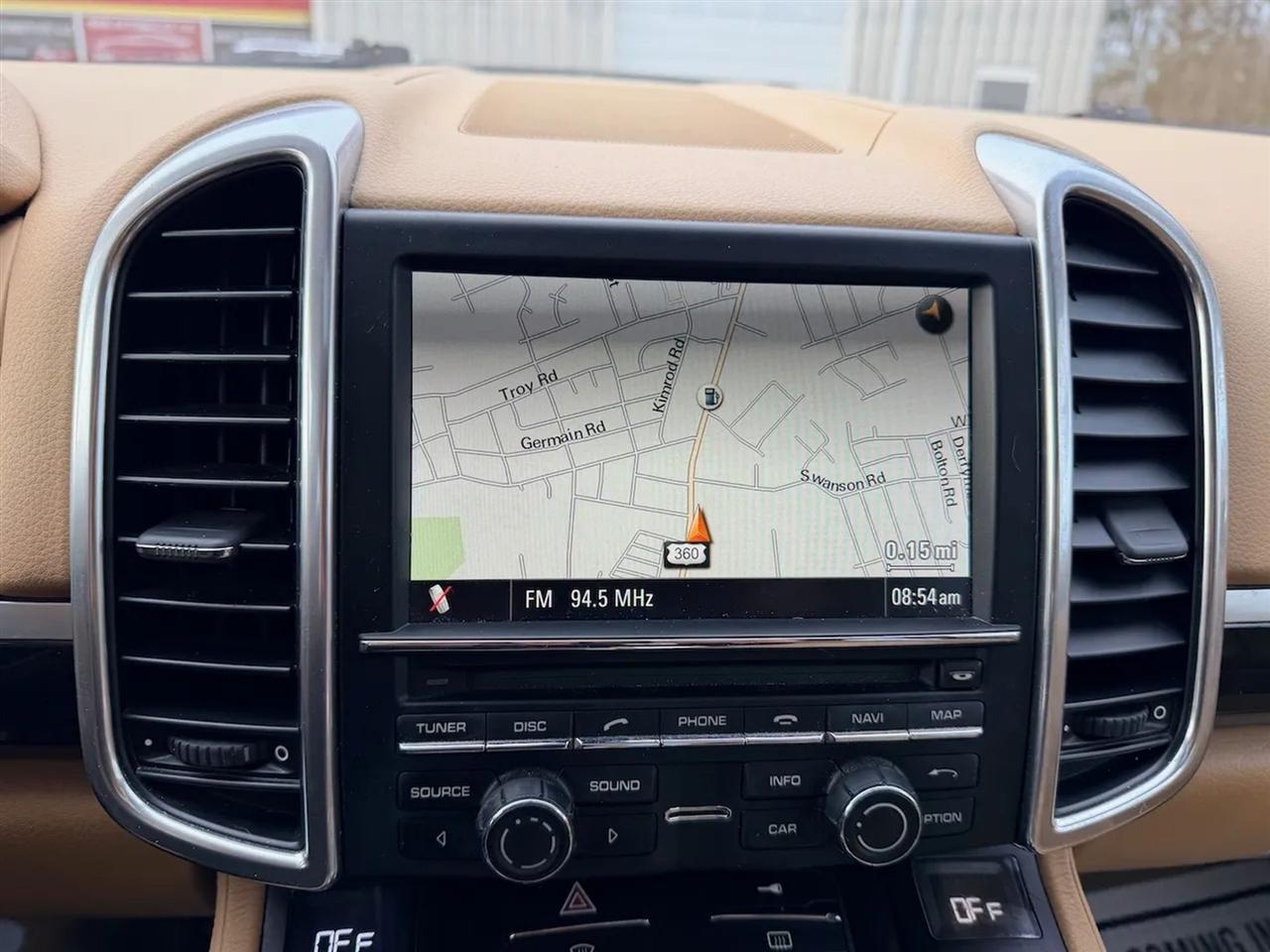 Porsche Cayenne Hybrid S 2012