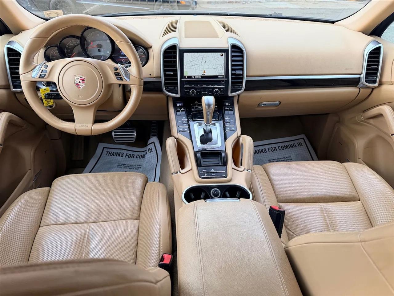 Porsche Cayenne Hybrid S 2012