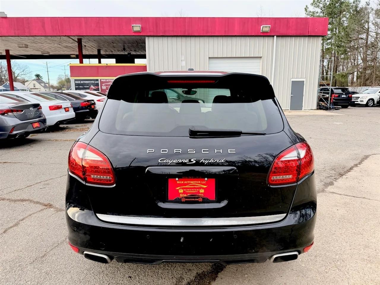 Porsche Cayenne Hybrid S 2012