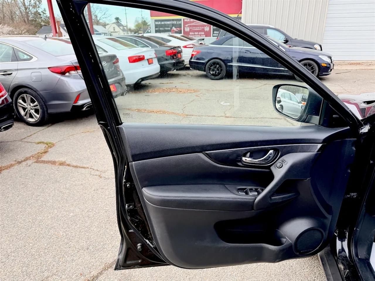 Nissan Rogue SV 2WD 2020